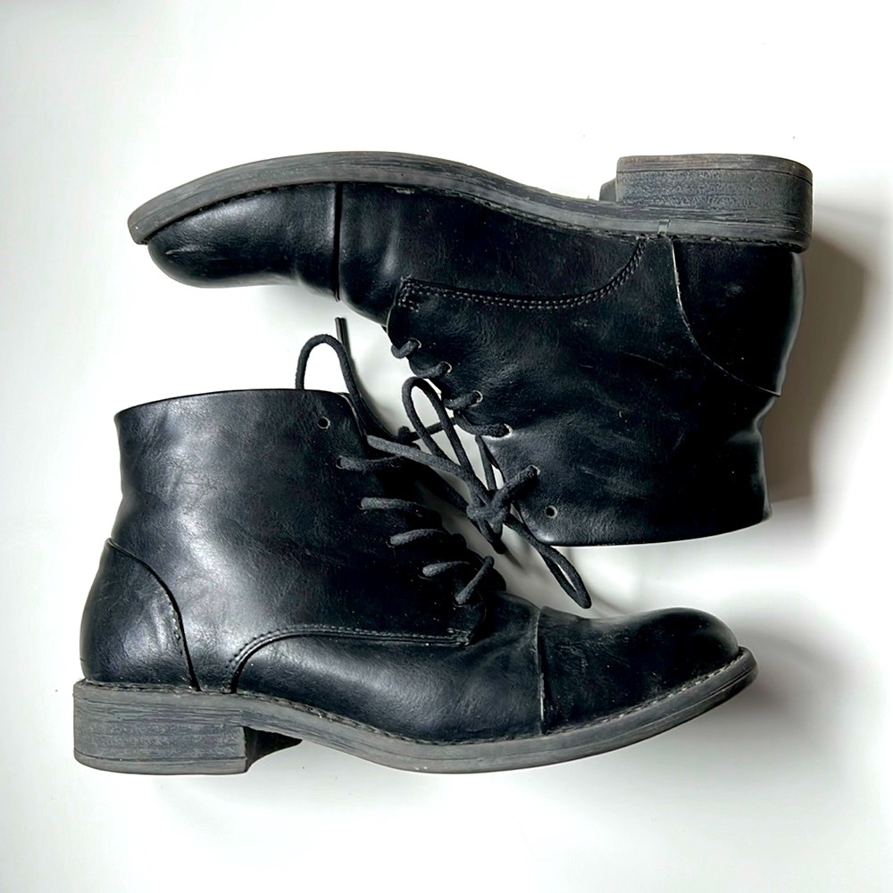 steve madden black leather lace up ankle boots